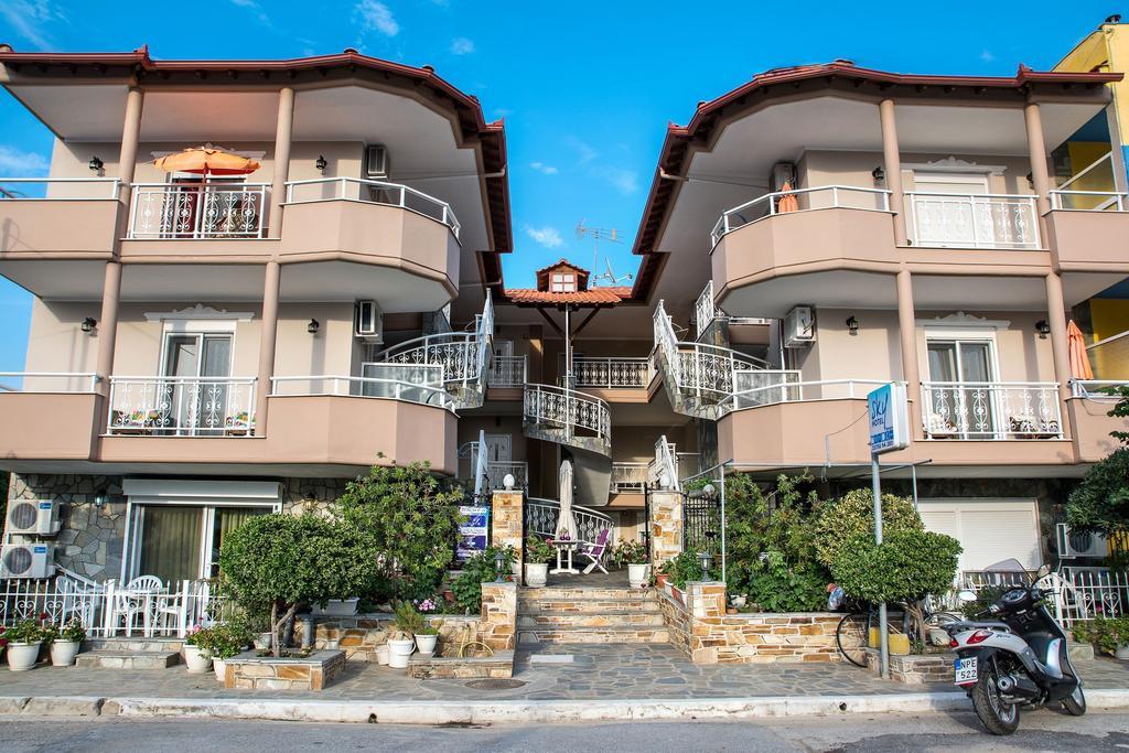 Sky Hotel Sarti Exterior photo
