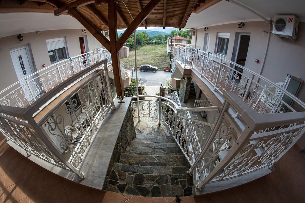 Sky Hotel Sarti Exterior photo