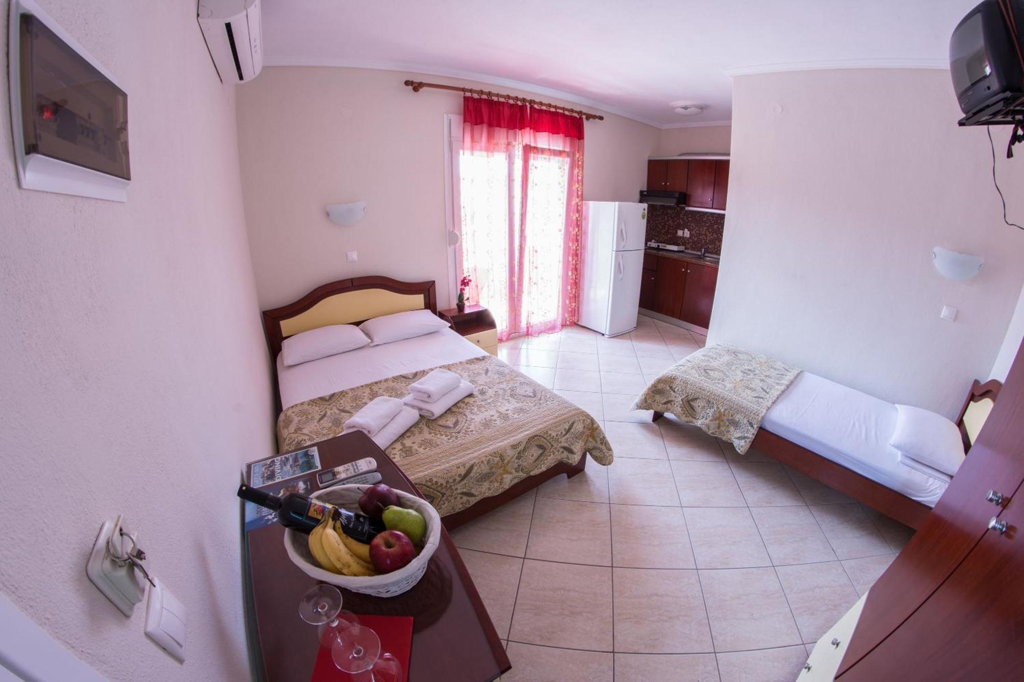 Sky Hotel Sarti Room photo